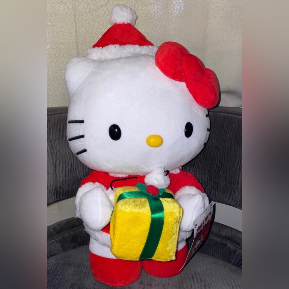 Holiday SALE 🎁 Hello Kitty Christmas Greeter